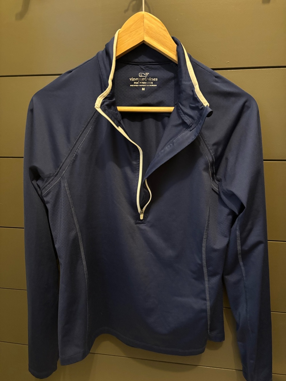 Vineyard Vines Navy Half-Zip Pullover with Ivory Trim Size Medium